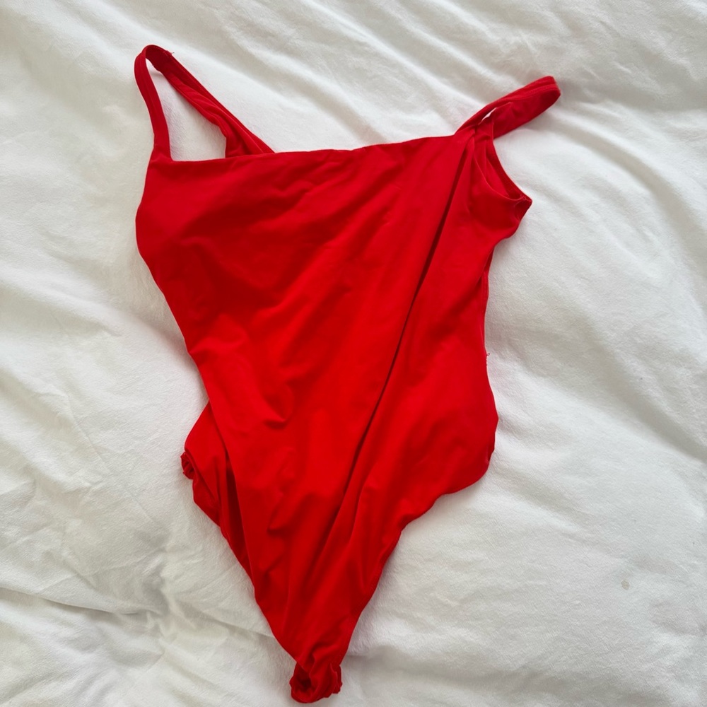 SKIMS Fits Everybody Bodysuit - Red, Size L